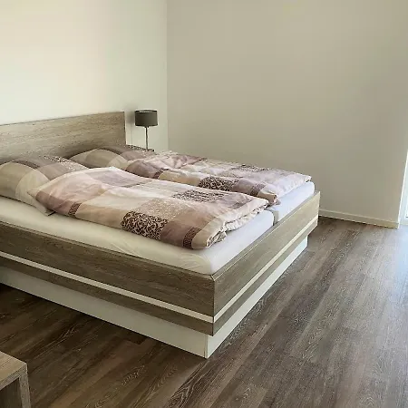 49 5 N Nordkoje Apartmán *